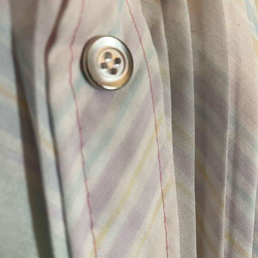 Retro Pastel GrannyCore House Coat Gown, Vintage Pleated Detail, Snap Buttons - Picture 4 of 11